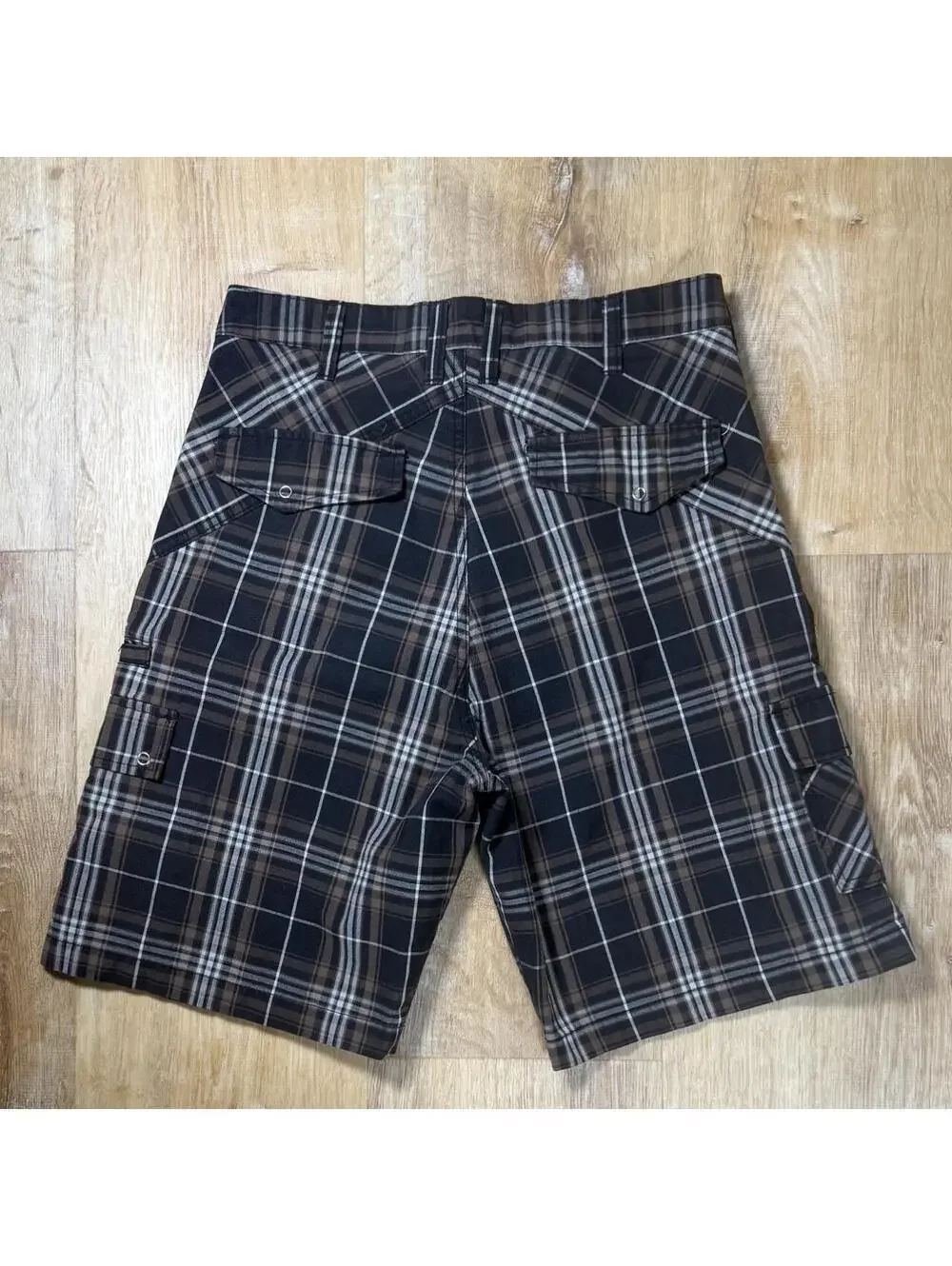 Y2K Burnside Plaid Cargo Shorts – Brown (30